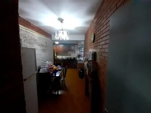 Departamento 4 ambientes con 2 baños