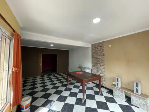Casa en Alquiler de 3 dormitorios