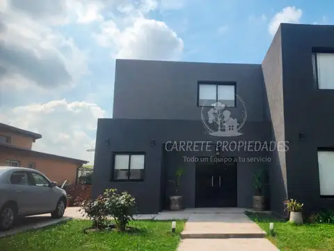 Casa en venta de 3 dormitorios, escritorio y pileta. Santa Elena. Pilar.