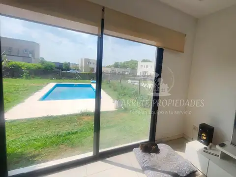 Casa 4 ambientes con 3 baños