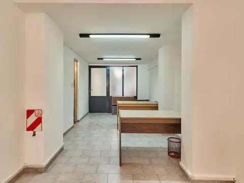 VENTA local en Mitre al 1400