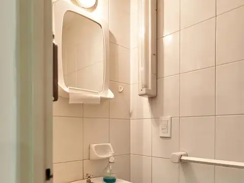 Local en Venta 40 años