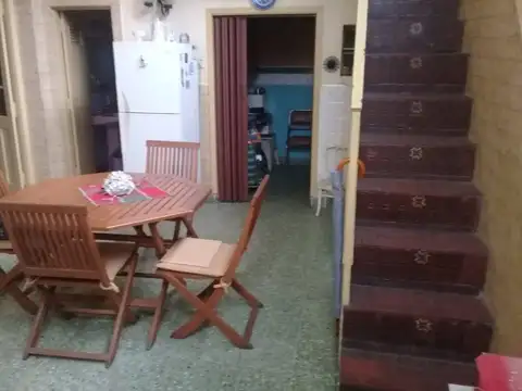 Departamento Tipo Casa 4 ambientes con patio y terraza