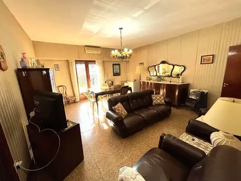 VENTA PH DEVOTO, piso 1,4 amb 2 plantas + terraza