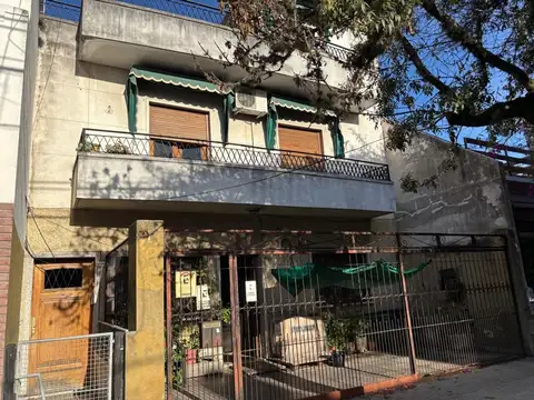 Depto Tipo Casa en Venta de 4 ambientes