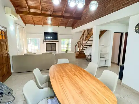 Altos de Carmen Barrio Privado –Cañuelas –Hermosa casa en venta