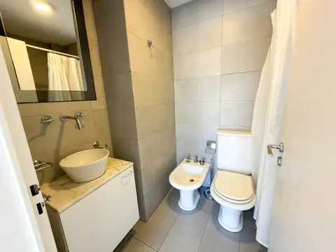 Departamento en Alquiler con 1 cocheras