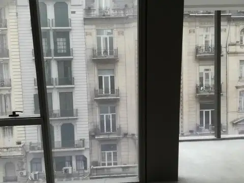 Oficina en Alquiler al Norte