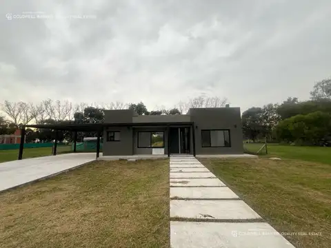 Casa en Alquiler en Campana, USD 1.400