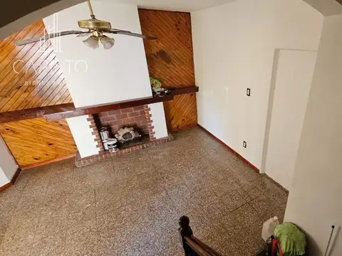 Depto Tipo Casa en Venta 40 años
