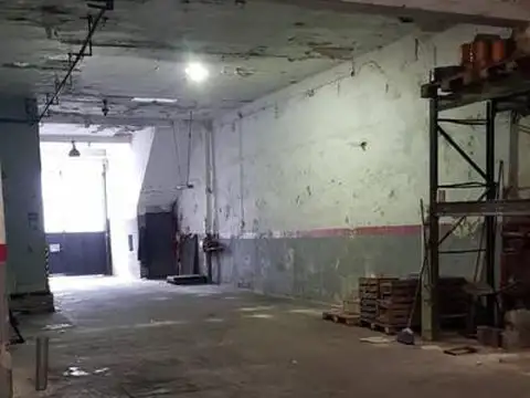 Galpon en Venta en Barracas, USD 670.000