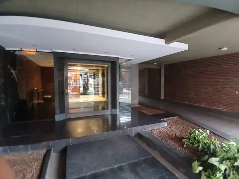 Mariano Moreno 1500, Piso 1