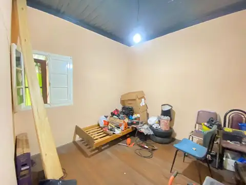 Casa 3 ambientes con 1 baño