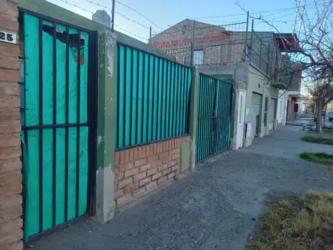 VENTA DE CASA DE 1 DORMITORIO EN BARRIO DON BOSCO