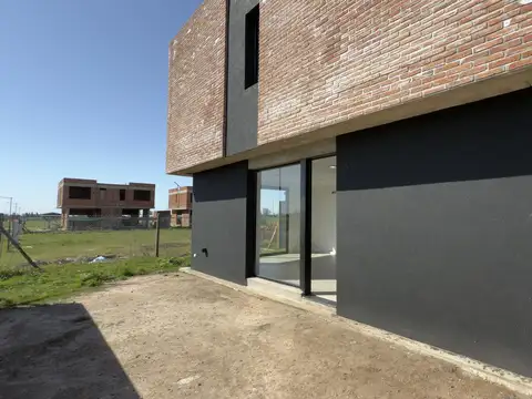 Depto Tipo Casa en Venta al Sur