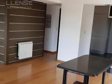 Departamento en Venta con 3 cocheras