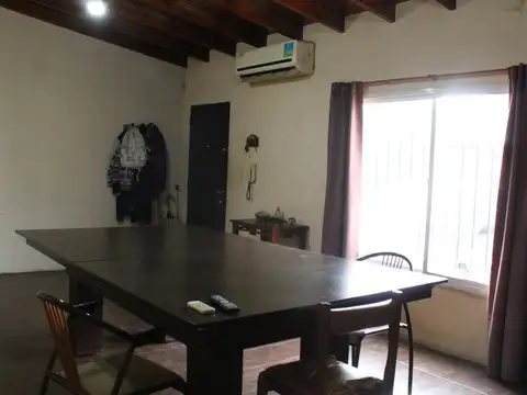 Depto Tipo Casa en Venta en Los Hornos, USD 75.000