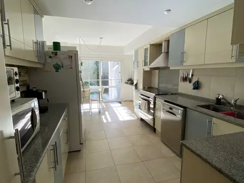 Casa en Venta en Villa del Parque, USD 455.000