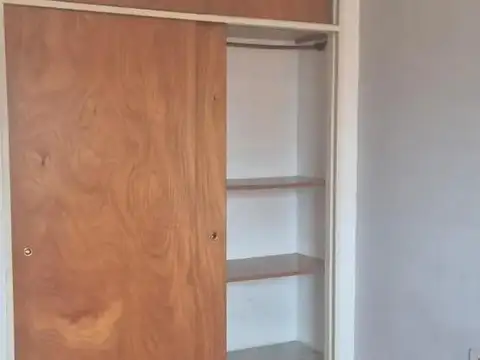 Departamento en Alquiler en Floresta, $ 650.000