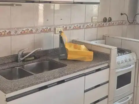 Departamento en Alquiler con 1 cocheras