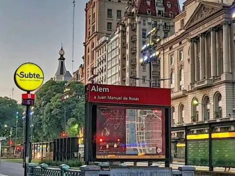 Sarmiento y 25 de Mayo