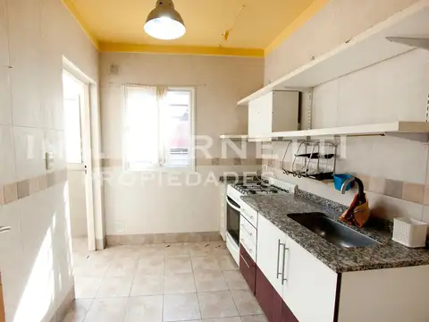 Depto Tipo Casa en Venta en Villa Pueyrredon, USD 88.000