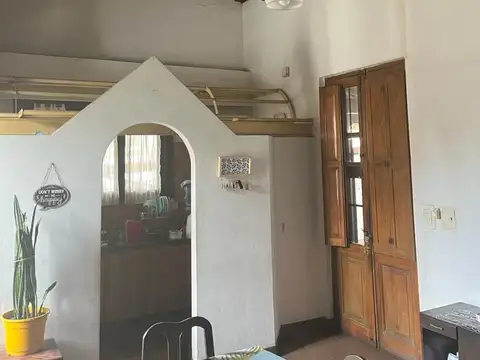 Casa 3 ambientes con 2 baños