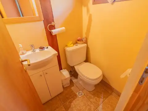 Venta, Casa Lago Escondido 13950. B° Tres Lagos