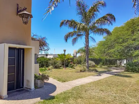 Casa en Venta en Villa Los Aromos, USD 199.900