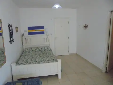 Diagonal Estrada 200, Piso 6