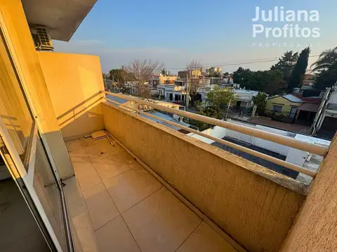 Departamento en Alquiler con 1 cocheras