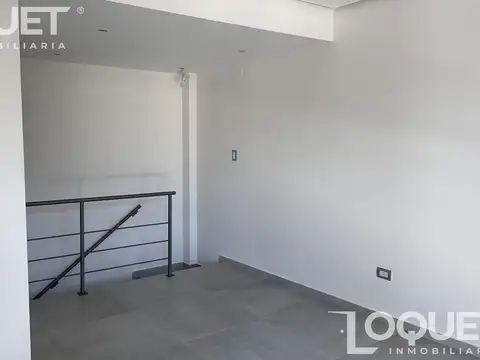 Local en  planta baja sobra Bv Galvez