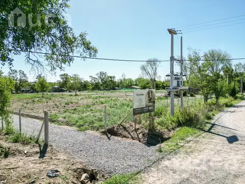 Terreno en Venta en Loma Verde, USD 30.000