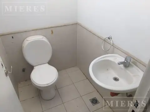 Local en Venta en Garin, USD 72.000