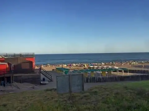 Terreno en Venta 10  mts Fondo