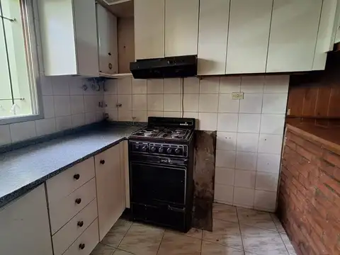 Depto Tipo Casa en Venta 45 años