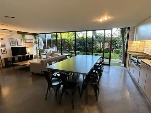 Quintana Y Guemes, Mar Del Plata, Buenos Aires, Argentina.