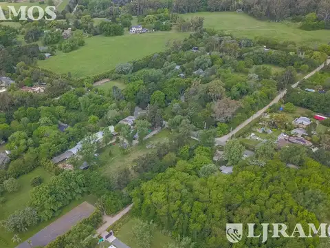 Sor Teresa esquina Cabo de Hornos  al 300