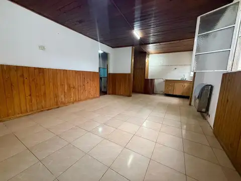 VENTA CASA 2 AMBIENTES FLORENCIO VARELA