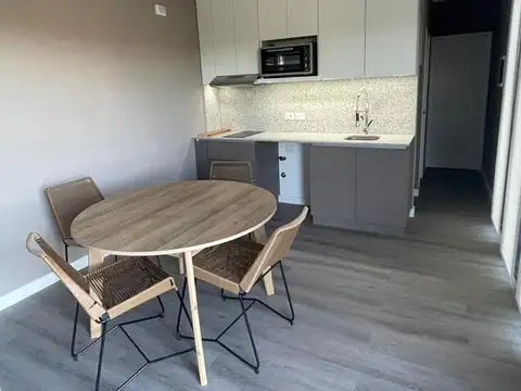 Terreno en Venta en Barrio Del Lago, USD 450.000