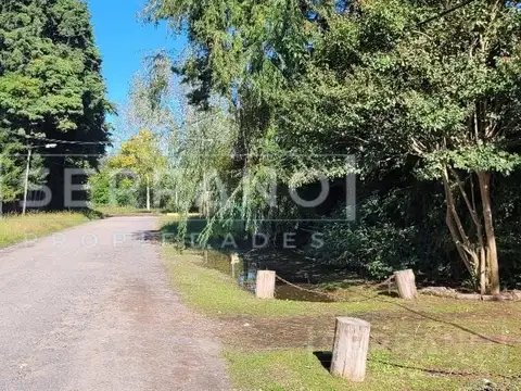 Venta de Lote Barrio Parque Exaltación. Calle Arrecifes al 200. Exaltación de la Cruz.