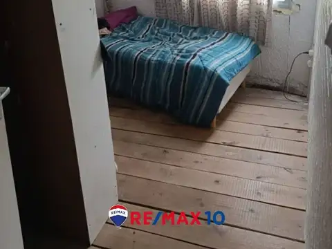 Avenida Juan Apolo 800