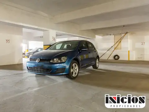 Cochera en Venta Cubierta