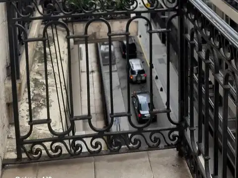 Departamento 6 ambientes con 2 baños