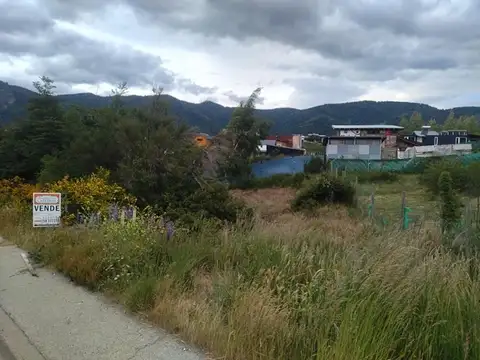 Avenida Cerro Catedral 400