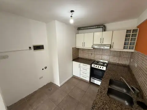 Departamento en Alquiler con 1 cocheras
