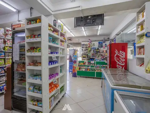 VENTA LOCAL IDEAL P/ SUPERMERCADO EN CIUDAD VIEJA