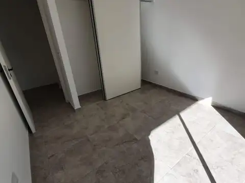 Departamento en Venta en Haedo, USD 86.900