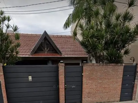 Depto Tipo Casa 4 ambientes con 1 baño