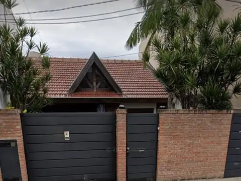 Depto Tipo Casa en Venta de 4 ambientes